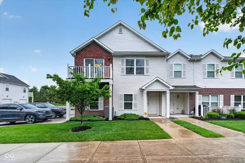 12135 Scoria Dr #100, Fishers, IN 46038