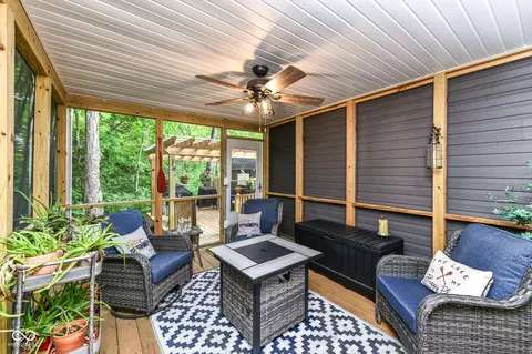 30 Blue Water Dr, Cicero, IN 46034