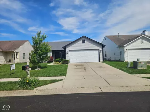 2293 Real Quiet Dr, Indianapolis, IN 46234