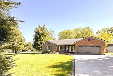 7527 W 1000 S, Fortville, IN 46040