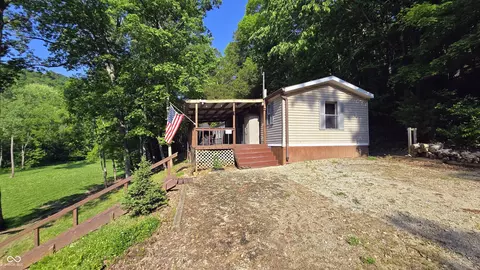 2933 S Saluda Hill Rd, Hanover, IN 47243