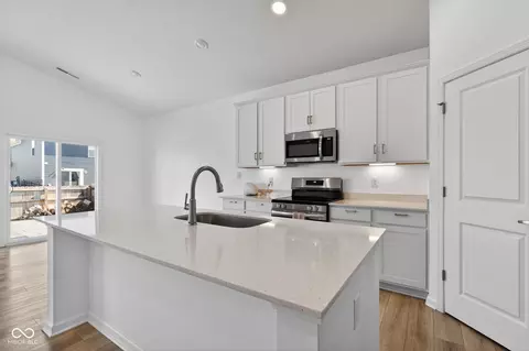 Kitchen - 259 Waters Edge Rd, Pendleton, IN 46064 photo 1 of 6