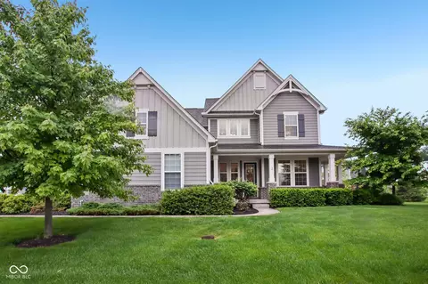 14877 Edgebrook Dr, Fishers, IN 46040