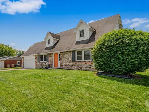 3232 Fairlawn Dr, Columbus, IN 47203