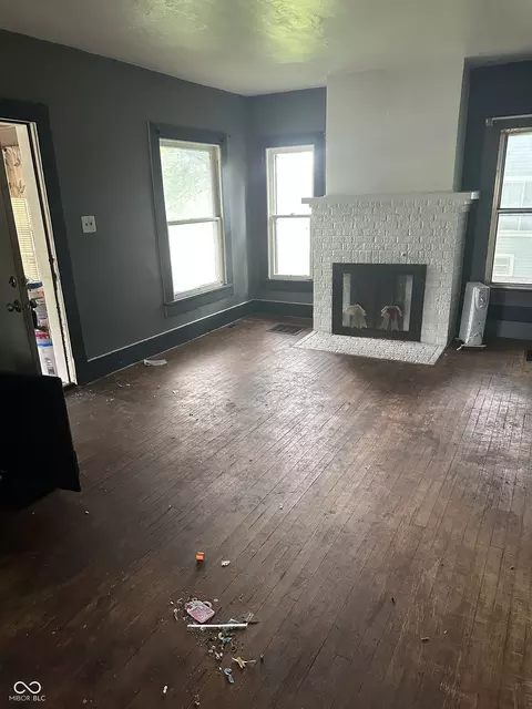 Living - 1238 E Thompson Rd, Indianapolis, IN 46227 photo 1 of 1