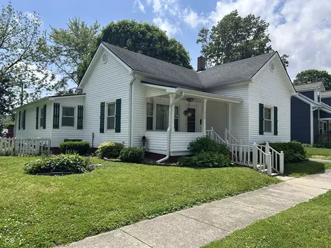 239 Walnut St, Greenfield, IN 46140