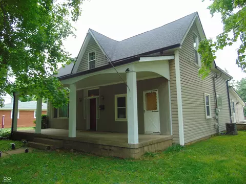 225 S Market St, Thorntown, IN 46071