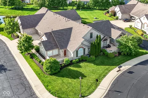 13836 Rue Fontaine Ln, Mccordsville, IN 46055