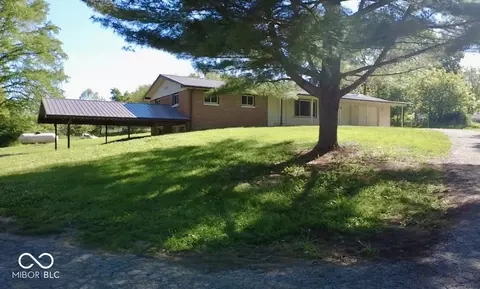 2138 W Range Line Rd, Greencastle, IN 46135