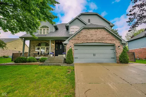 521 Glastonberry Ln, Mooresville, IN 46158