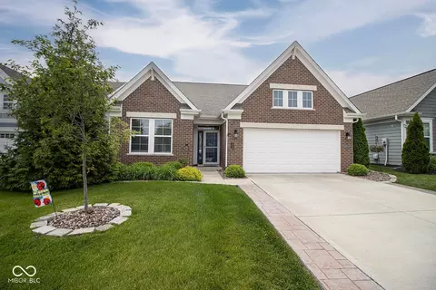 19253 Chestnut Grove Ln, Noblesville, IN 46062
