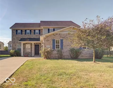 11217 Candice Dr, Fishers, IN 46038
