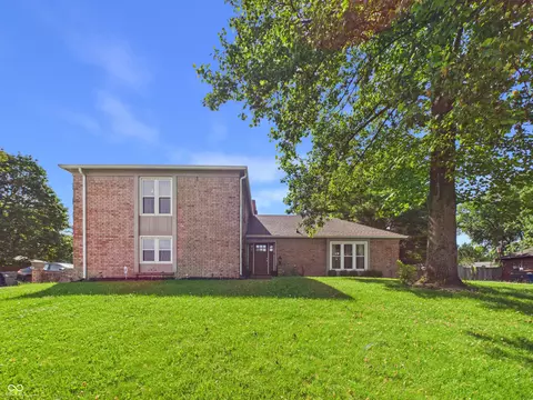 7931 Buckskin Dr, Indianapolis, IN 46250