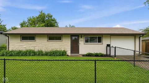 2015 Alton St, Beech Grove, IN 46107