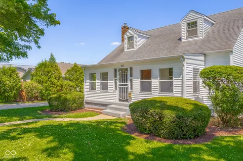 813 Central Pl, Columbus, IN 47201