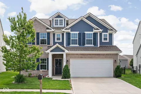 5319 Maywood Dr, Whitestown, IN 46075