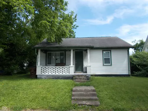 105 High St, North Vernon, IN 47265