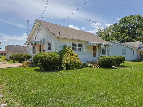 2341 Indiana Ave, Columbus, IN 47201