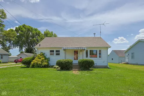 2341 Indiana Ave, Columbus, IN 47201