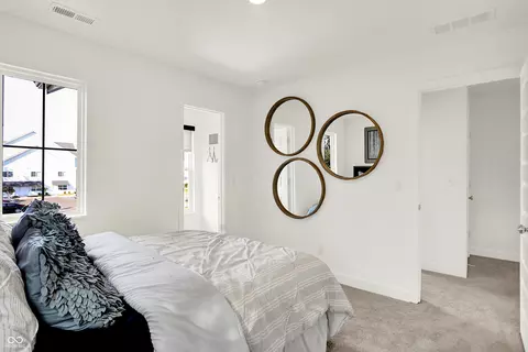 Bedroom - 8142 Ridge Line Dr, Pendleton, IN 46064 photo 6 of 8