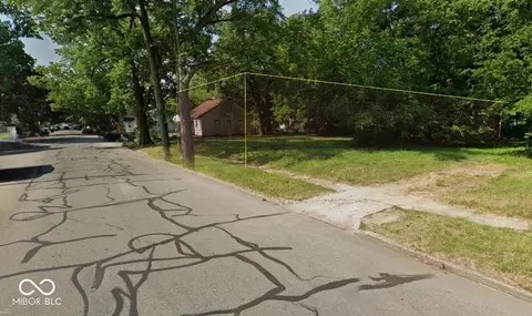 1333 Huey St, South Bend, IN 46628
