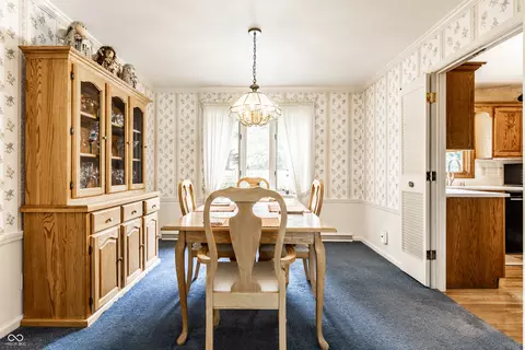 Dining - 3229 E 69th St, Indianapolis, IN 46220 photo 1 of 3