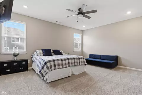 Bedroom - 275 Carrick Glen Blvd, Pendleton, IN 46064 photo 1 of 8