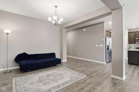 Entry Way - 275 Carrick Glen Blvd, Pendleton, IN 46064 photo 3 of 6