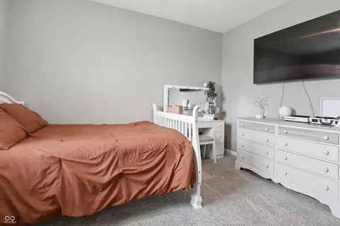 Bedroom - 275 Carrick Glen Blvd, Pendleton, IN 46064 photo 8 of 8