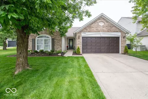6766 Lexington Cir, Zionsville, IN 46077