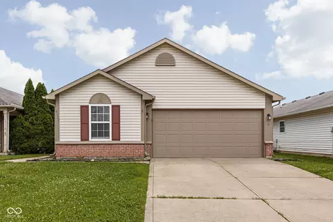 5127 Sandy Forge Dr, Indianapolis, IN 46221