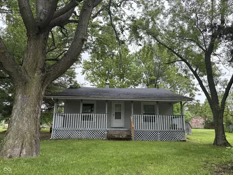 2604 E Jackson St, Muncie, IN 47303