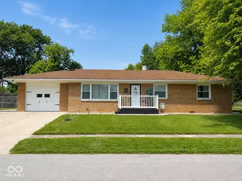 202 Wayside Dr, Plainfield, IN 46168