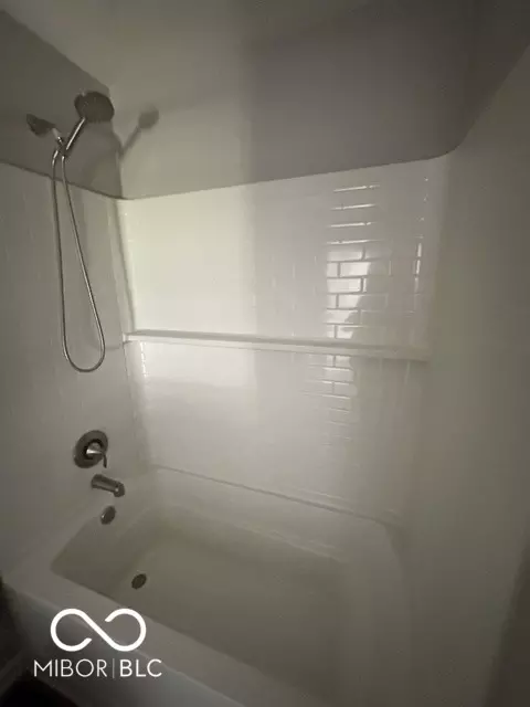 110 Thorpe Dr, Whiteland, IN 46184
