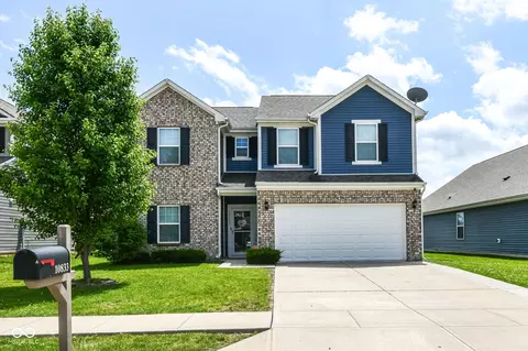 10833 Hunter Lake Ln, Indianapolis, IN 46239