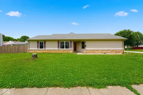 6414 Long River Ln, Indianapolis, IN 46221