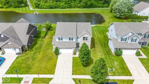 4812 Marshall Dr, Plainfield, IN 46168 photo 2