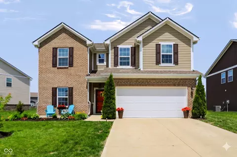 944 Rushmore Dr, Pittsboro, IN 46167
