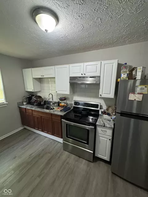 644 Eastern Ave, Indianapolis, IN 46201 photo 10