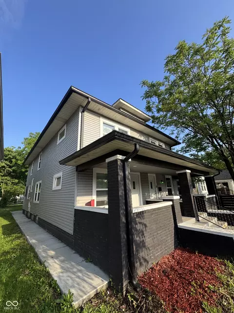 644 Eastern Ave, Indianapolis, IN 46201 photo 2