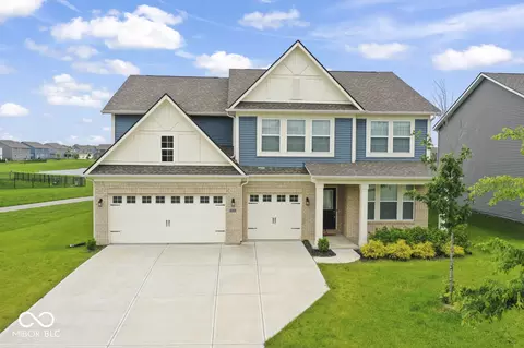 8846 Springbrook Dr, Pendleton, IN 46064