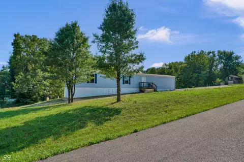 2843 Mcintosh Ln, North Vernon, IN 47265