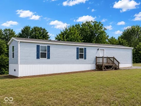2843 Mcintosh Ln, North Vernon, IN 47265