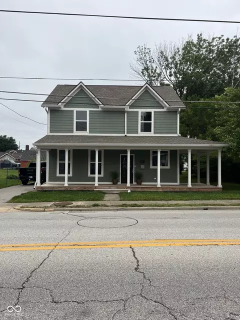 56 E Main St, Greenwood, IN 46143