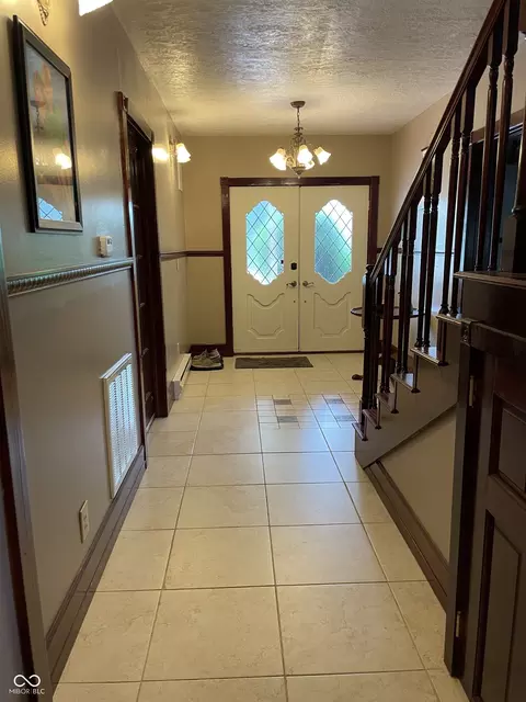 Entry Way - 14380 N 300 E, Covington, IN 47932 photo 2 of 4