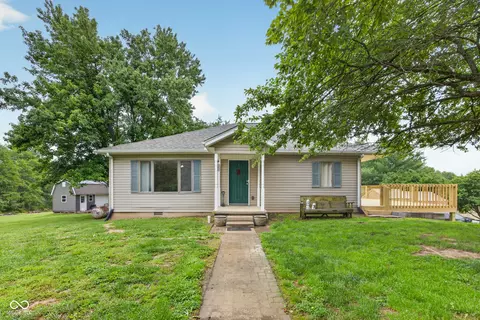 6806 N 500 W, Worthington, IN 47471