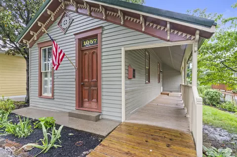 1057 W Main St, Madison, IN 47250