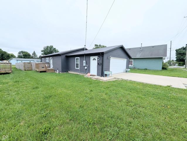 327 W Davis St, Greensburg, IN 47240
