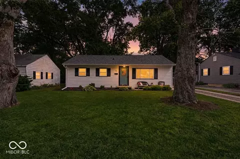 1230 Hamilton Dr, Noblesville, IN 46060