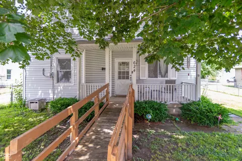 624 W Washington St W, Shelbyville, IN 46176